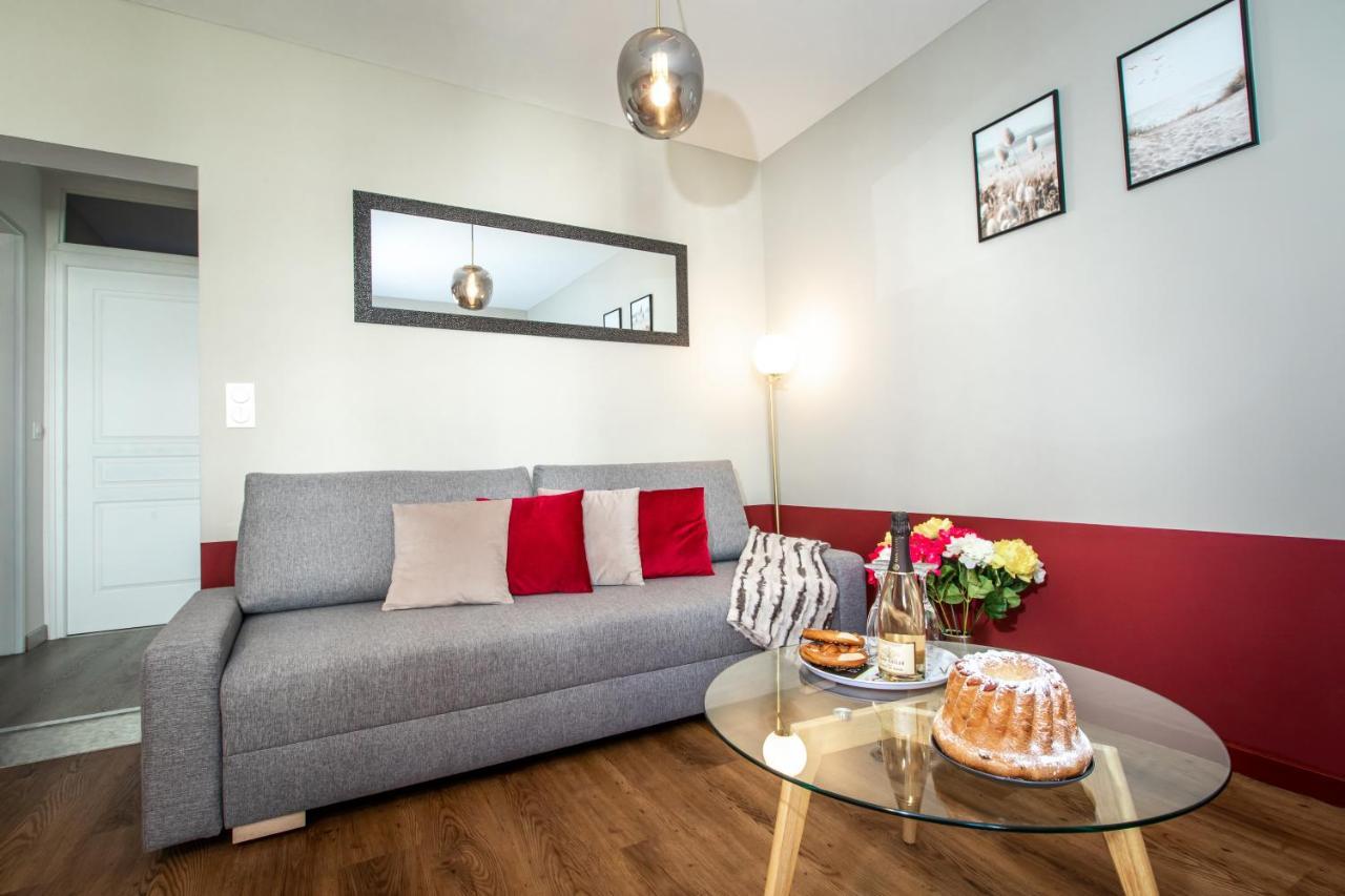 Le Red St Leon : Lit Queen Size * Wifi * Ideal Couple كولمار المظهر الخارجي الصورة