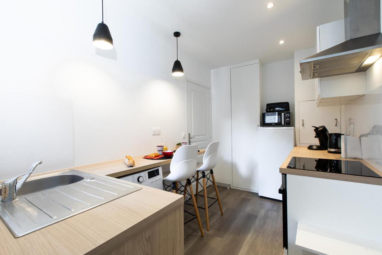 Le Red St Leon : Lit Queen Size * Wifi * Ideal Couple كولمار المظهر الخارجي الصورة
